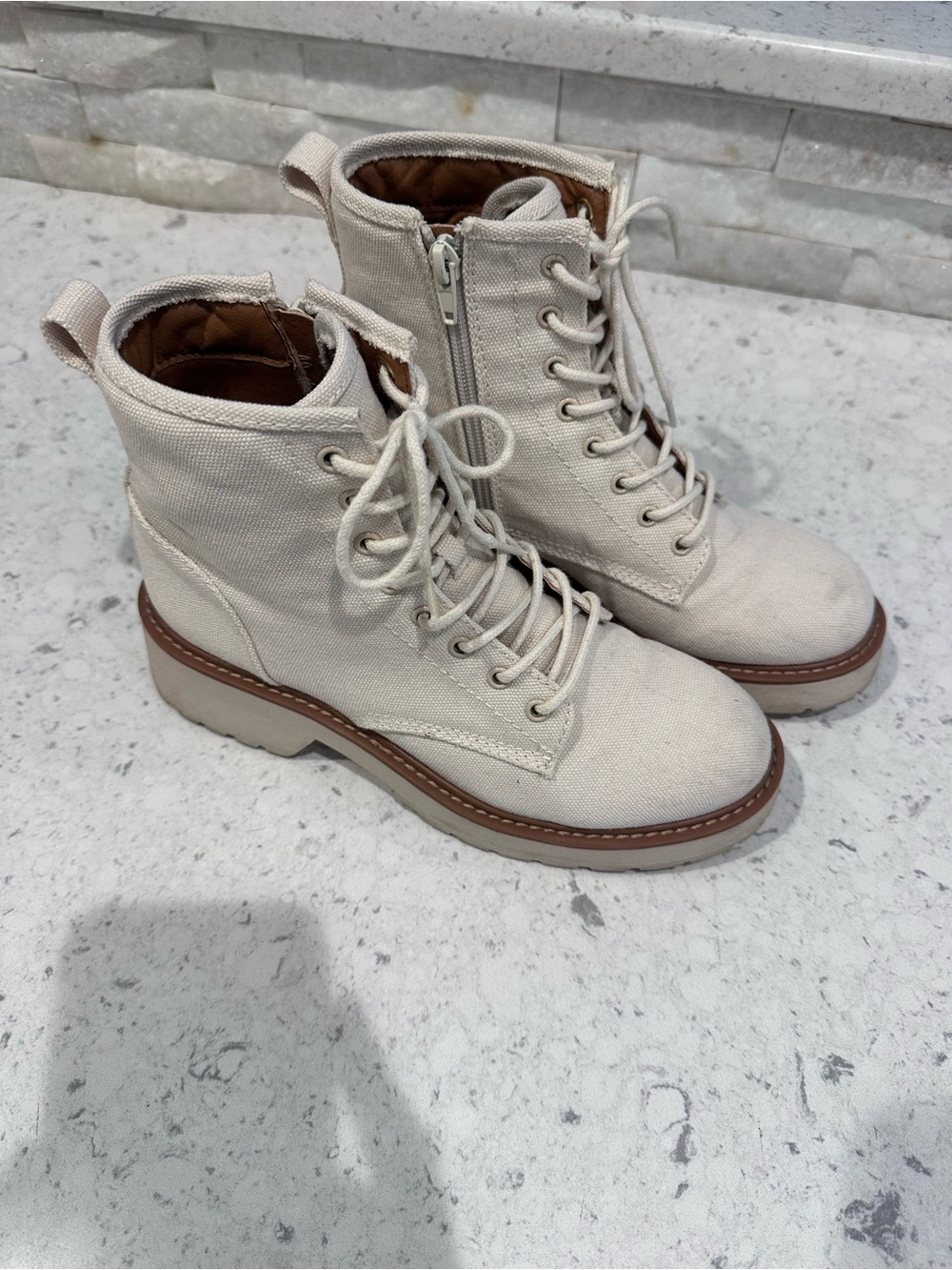 Women’s madden girl Cream Canvas Lace-Up Combat Boots